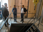 Старовойт посетил насосную станцию в Курске и «добрым словом» помянул «любимого» бизнесмена Тяпочкина