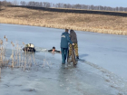 В Курской области женщина-спасатель с коллегой вытащила из реки 2 тонущих мужчин