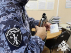 В Курской области сотрудники Росгвардии проверили еще 176 владельцев оружия