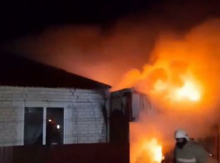 В Щигровском районе Курской области из-за самодельного обогревателя загорелся дом