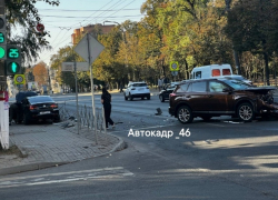 В центре Курска произошло жесткое ДТП