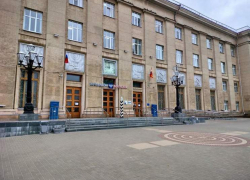 В Курской области отделения почты и МФЦ изменили график на майские праздники