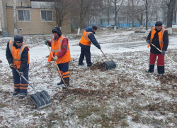 В Курске из-за снегопада дорожников перевели на усиленный режим