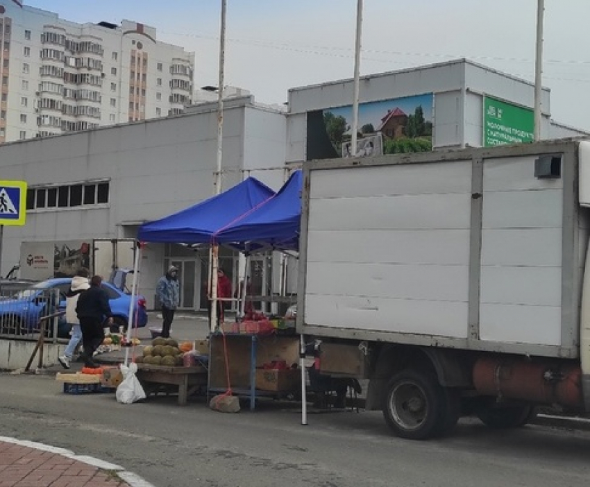 Несанкционированная торговля в Курске: опасность для здоровья населения и наказание для лжепредпринимателей