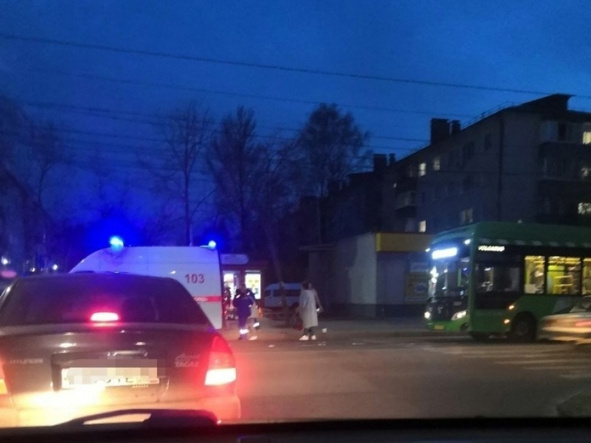 В Курске на Союзной водитель «Волгабаса» сбил женщину-пешехода